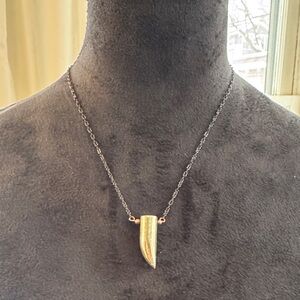 Gold Pendant Necklace